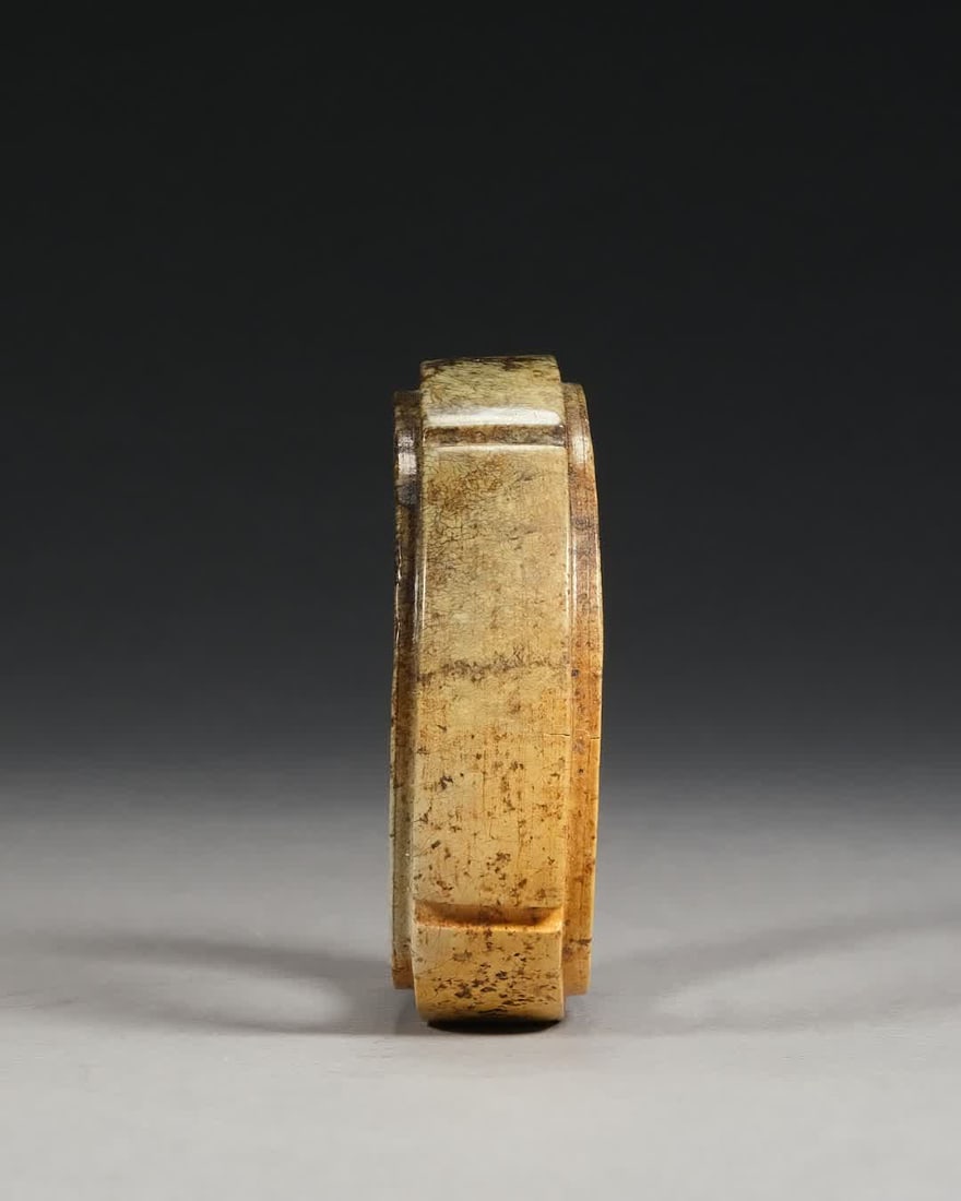 An ancient jade bracelet - 6