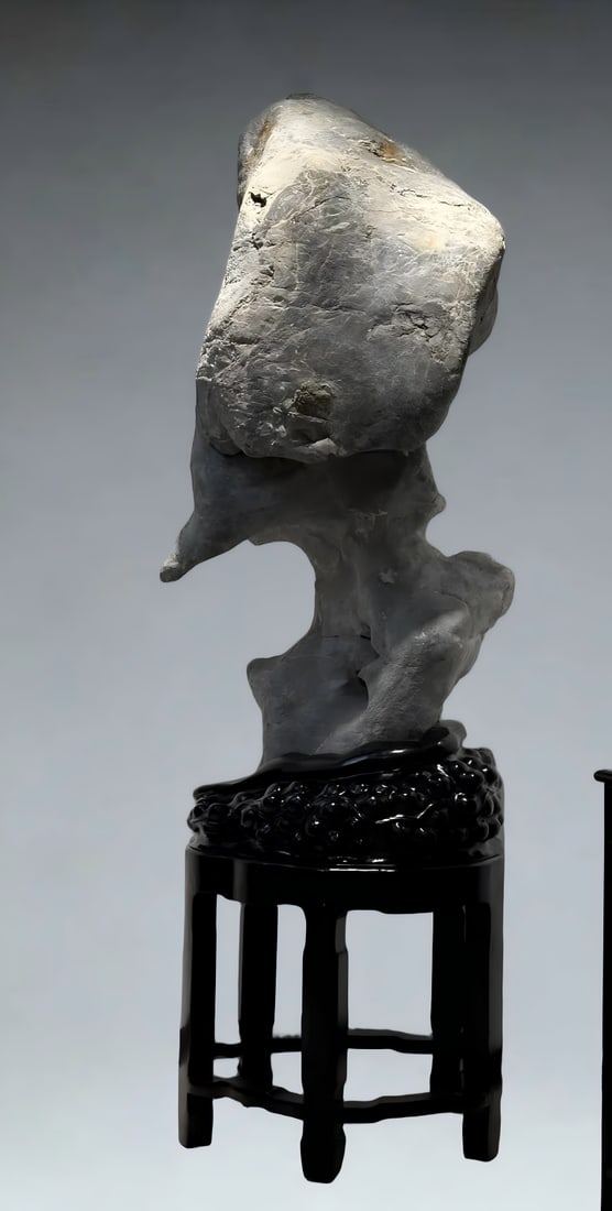 A Qing Dynasty Lingbi Shishanzi hall ornament: Qing Dynasty Lingbi Shishanzi Hall Ornament SIZE: H:214cm W:76cm T:50cm (The Dimensions Of All Batches Are Manually Measured.If You Need More Detailed Information, Please Contact Our Customer Service 
