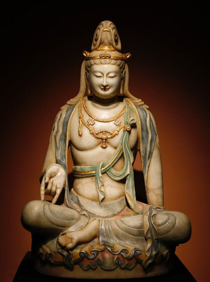 A piece of Tang Dynasty white jade painted Guanyin: Tang Dynasty white jade painted Guanyin SIZE: H:105cm W:68cm T:55cm (The Dimensions Of All Batches Are Manually Measured.If You Need More Detailed Information, Please Contact Our Customer Service Befo