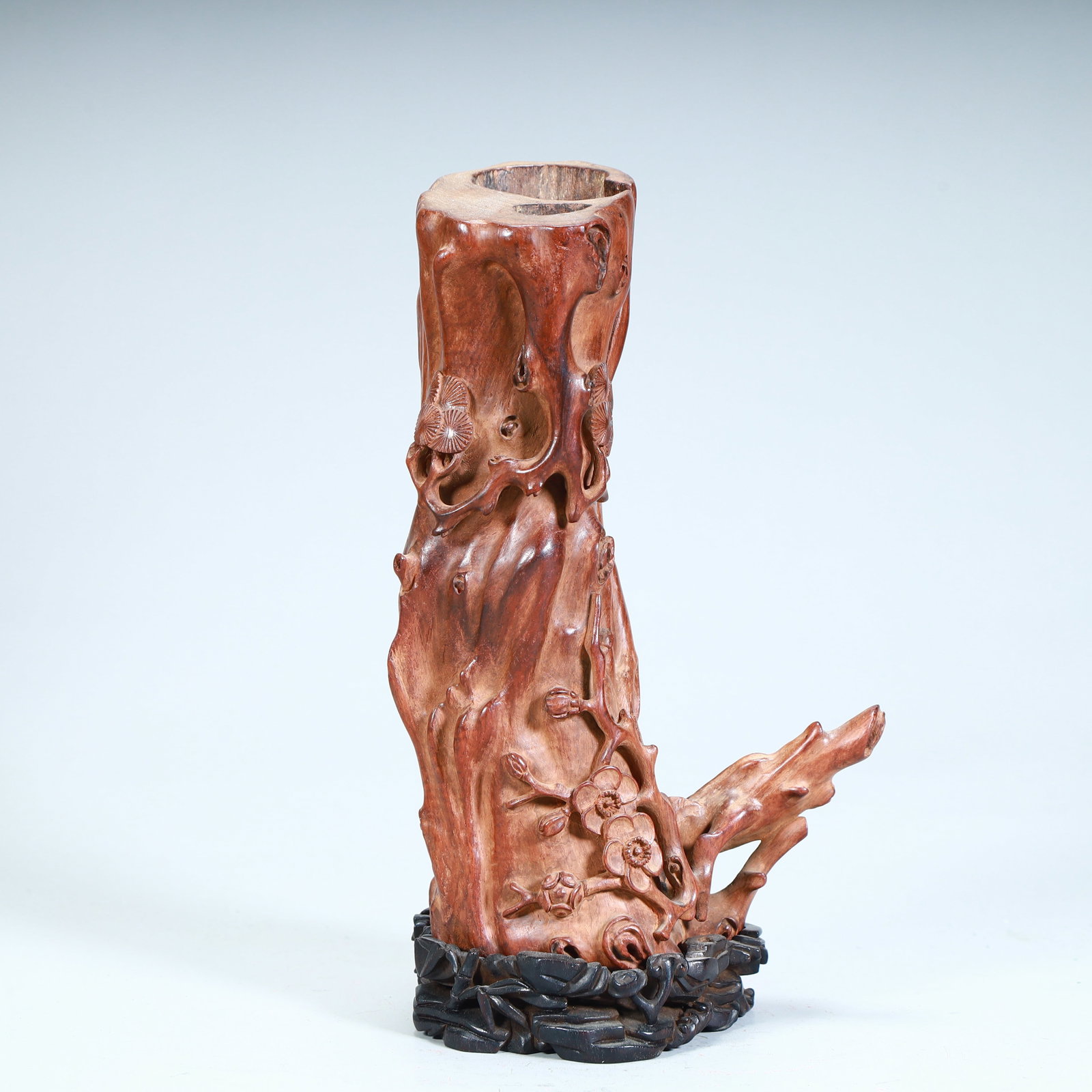 A Qing Dynasty wooden carving pine plum double Qing flower arrangement: Qing Dynasty wood carvings pine plum double Qing flower arrangements SIZE: H:22cm L:12cm W:8cm W:307g (The Dimensions Of All Batches Are Manually Measured.If You Need More Detailed Information, Please