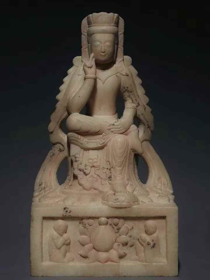 A Buddha statue of Da Wei Han white jade thinking: Great Wei Han white jade thinking Buddha statue SIZE: H:35cm W:20cm T:17.5cm (The Dimensions Of All Batches Are Manually Measured.If You Need More Detailed Information, Please Contact Our Customer Ser