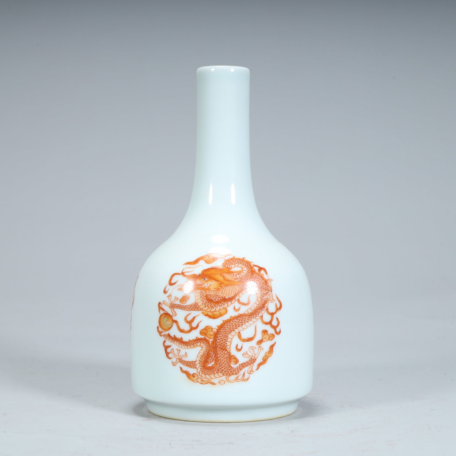 A Qing Dynasty alum red dragon pattern rattle statue: Qing Dynasty alum red dragon pattern rattle statue SIZE: H:14.5cm L:8cm W:8cm W:254g (The Dimensions Of All Batches Are Manually Measured.If You Need More Detailed Information, Please Contact Our Cust