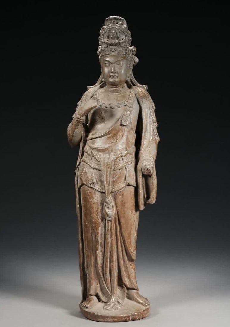 A bluestone statue of the Northern Wei Dynasty: Northern Wei bluestone statue SIZE: H:39cm W:12cm (The Dimensions Of All Batches Are Manually Measured.If You Need More Detailed Information, Please Contact Our Customer Service Before Bidding.)