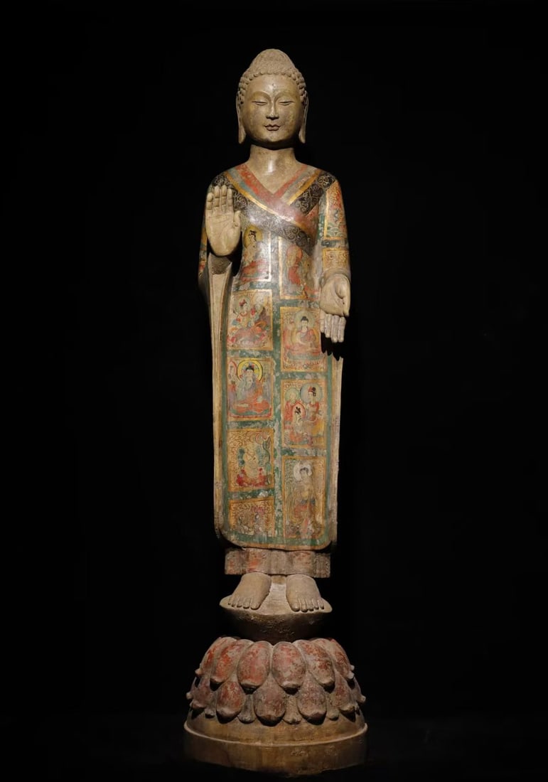 A painted Buddha statue of Qingzhou in the Northern Qi Dynasty: Northern Qi Qingzhou painted Buddha statue hand-painted in the Dharma realm is exquisitely crafted SIZE: H: 140cm Base D: 35cm (The Dimensions Of All Batches Are Manually Measured.If You Need More Det
