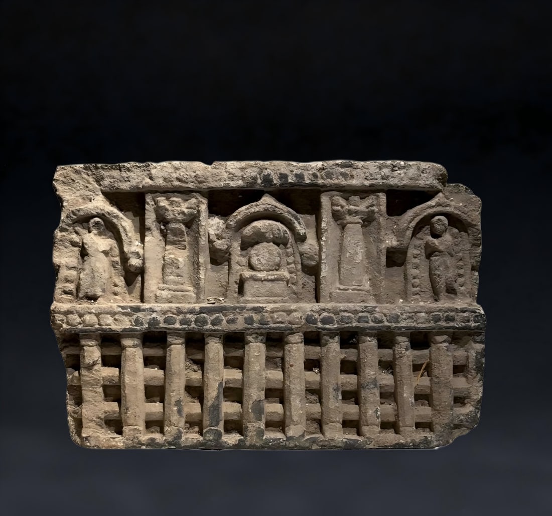 A stone ornament of a Kendra Siddhartha turban made of shale from the 2nd to 5th centuries AD: Kindra Siddhartha headscarf stone carving ornament SIZE: W:24cm H:15cm (The Dimensions Of All Batches Are Manually Measured.If You Need More Detailed Information, Please Contact Our Customer Service B