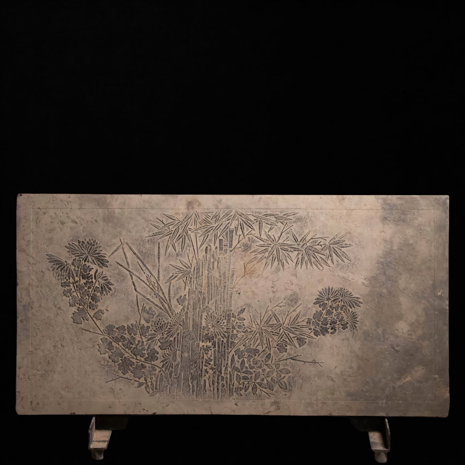 A Qing Dynasty relief stone slab: Qing Dynasty relief stone slab SIZE: L:120cm W:60cm T:5cm (The Dimensions Of All Batches Are Manually Measured.If You Need More Detailed Information, Please Contact Our Customer Service Before Bidding