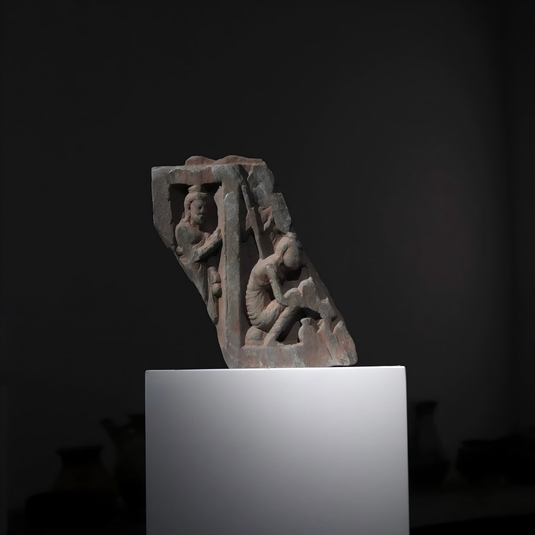 A Gandhara stone carving ornament from the 2nd to 5th centuries AD: Gandhara stone carving ornaments SIZE: W:16cm H:24cm (The Dimensions Of All Batches Are Manually Measured.If You Need More Detailed Information, Please Contact Our Customer Service Before Bidding.)