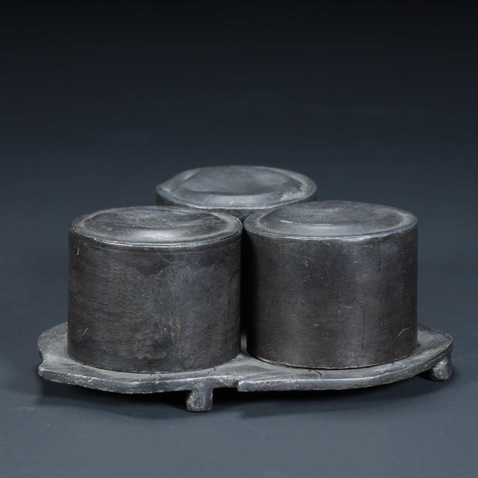 A Qing Dynasty finger leaf pattern tin box - 3