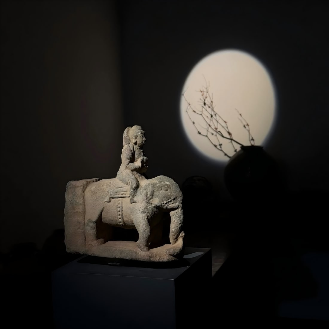 A Gandhara elephant riding Arhat from the 2nd to 5th centuries AD, Venerable Garrika, Eighteen: Gandhara rides an elephant and is an eighteen Arhat SIZE: W:19cm H:20cm (The Dimensions Of All Batches Are Manually Measured.If You Need More Detailed Information, Please Contact Our Customer Service 