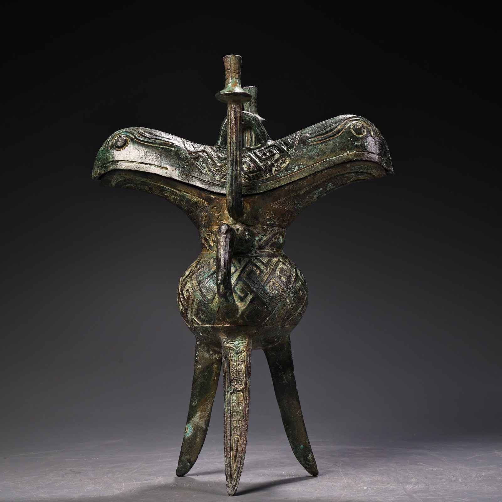 A Western Zhou bronze tripod wine cup (1 of 12)