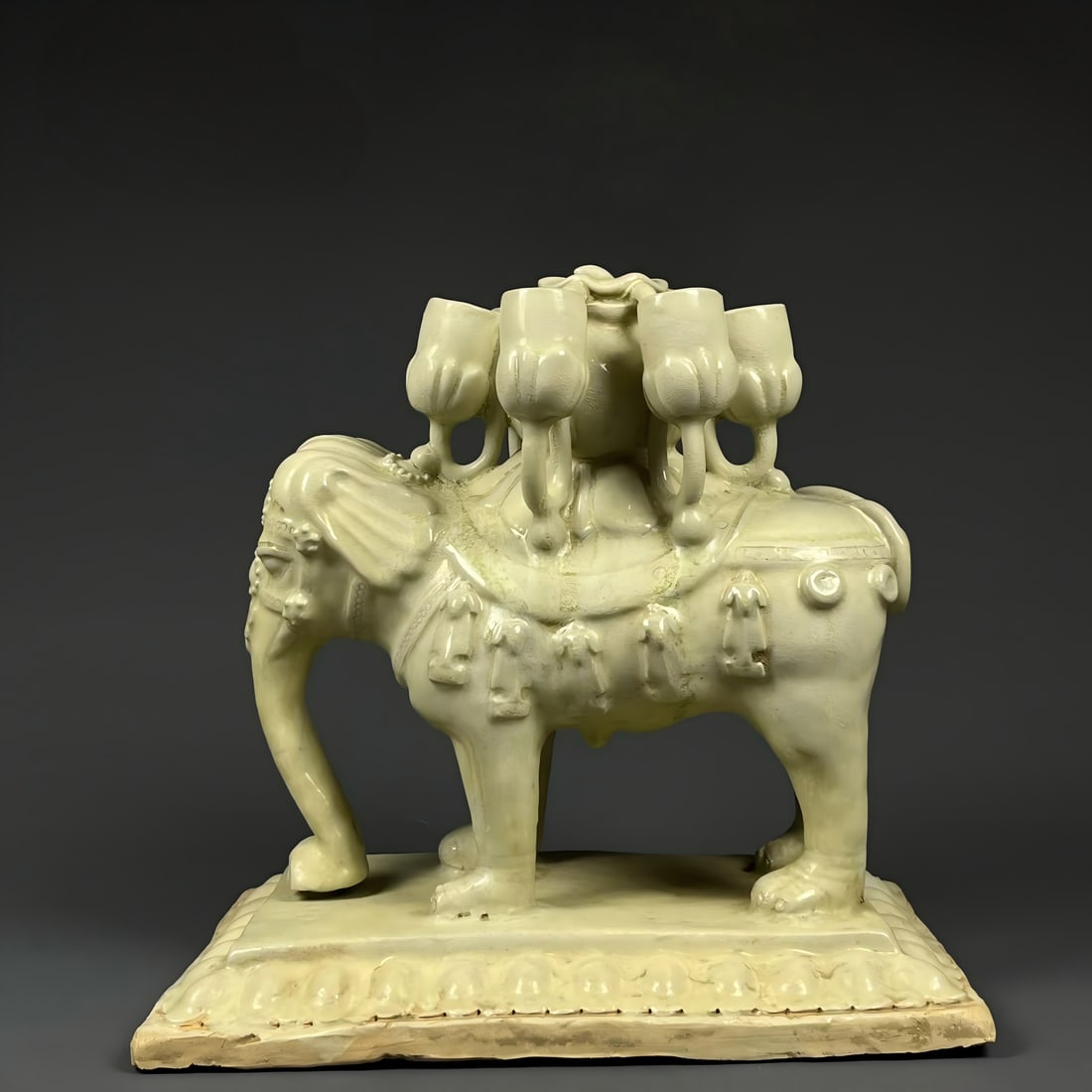 One Sui Bai-glazed Elephant Zun: Sui dynasty white-glazed elephant vessel SIZE: H:27cm L:28cm W:20cm (The Dimensions Of All Batches Are Manually Measured.If You Need More Detailed Information, Please Contact Our Customer Service Befo