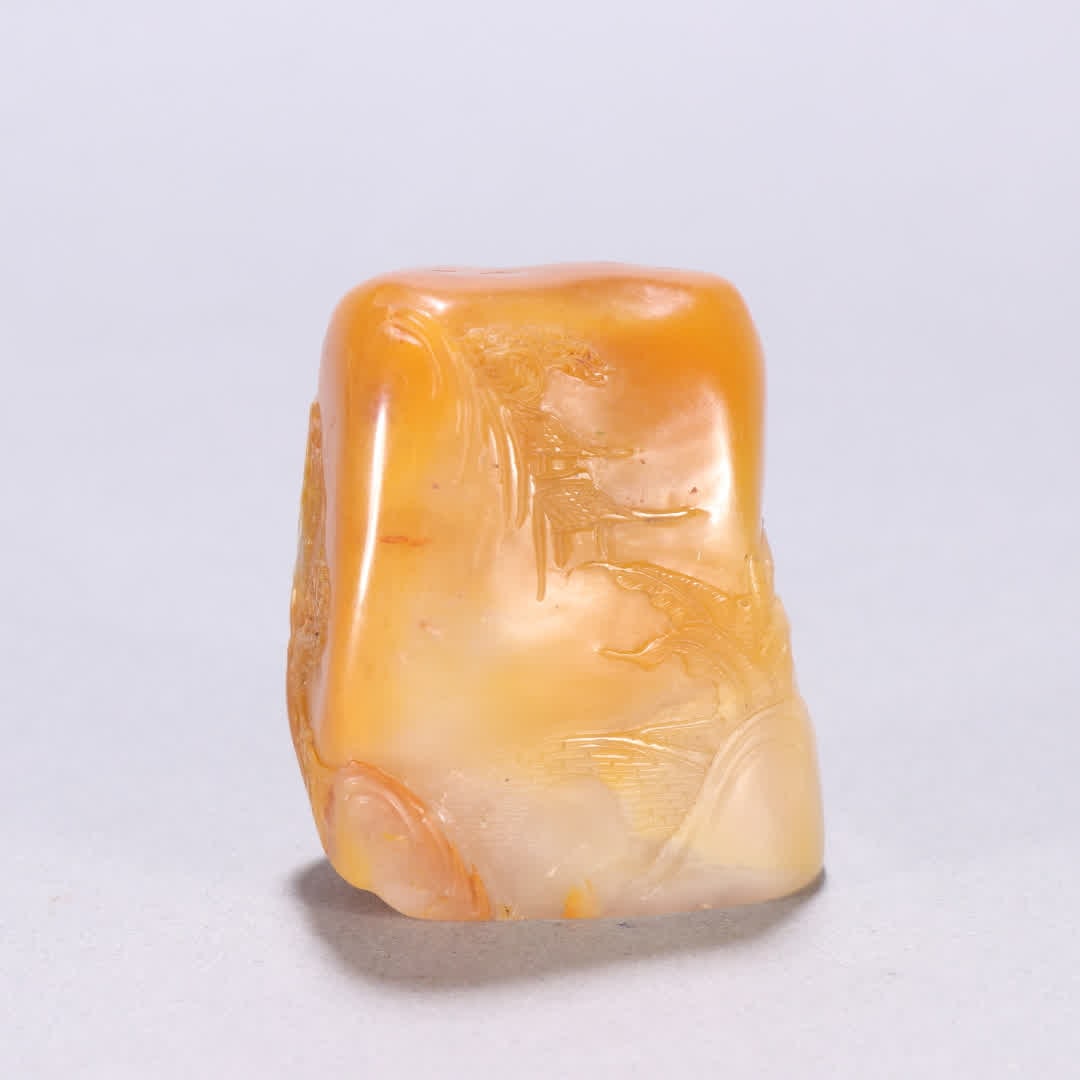 A seal bearing the story of a famous Tianhuang stone figure: Famous Artist Inscribed Tianhuangshi Character Story Seal SIZE: H:5.2cm W:4.4cm W:104.6g (The Dimensions Of All Batches Are Manually Measured.If You Need More Detailed Information, Please Contact Our 