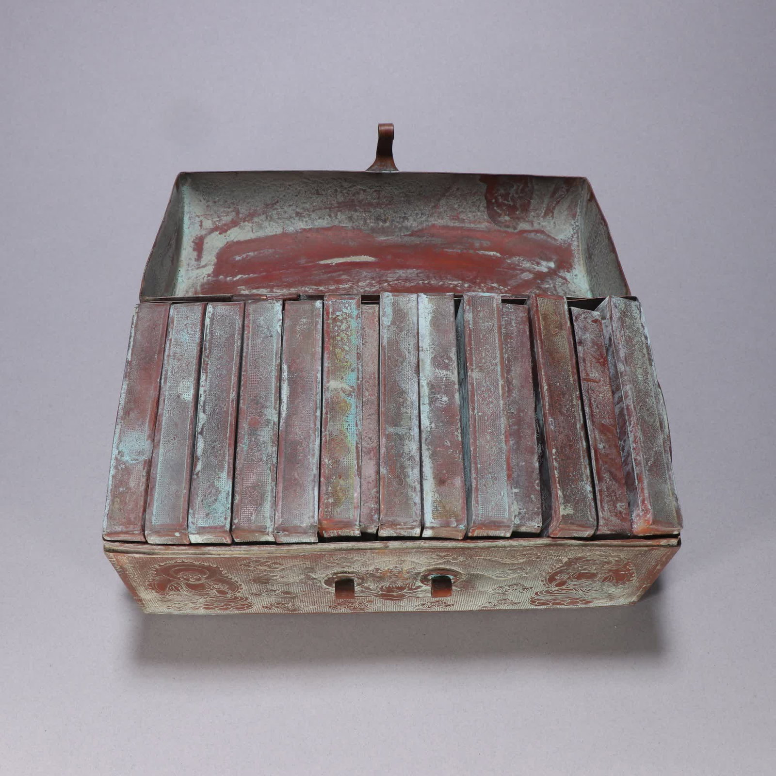 One set: a set of Qing dynasty bronze scripture belt boxes: A set of Qing dynasty bronze scripture book holders SIZE: Classics 9.2cm, Total W: 2633g (The Dimensions Of All Batches Are Manually Measured.If You Need More Detailed Information, Please Contact Our