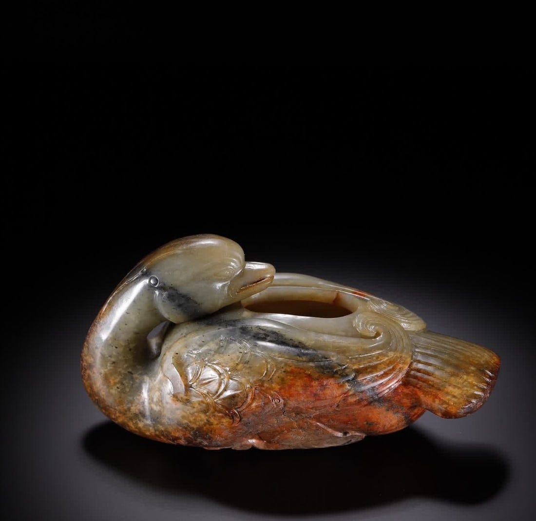 A Qing Dynasty Hetian jade goose water basin: Qing Dynasty Hetian jade goose water bowl SIZE: 13.3x7.5x6.6cm W:473g (The Dimensions Of All Batches Are Manually Measured.If You Need More Detailed Information, Please Contact Our Customer Service
