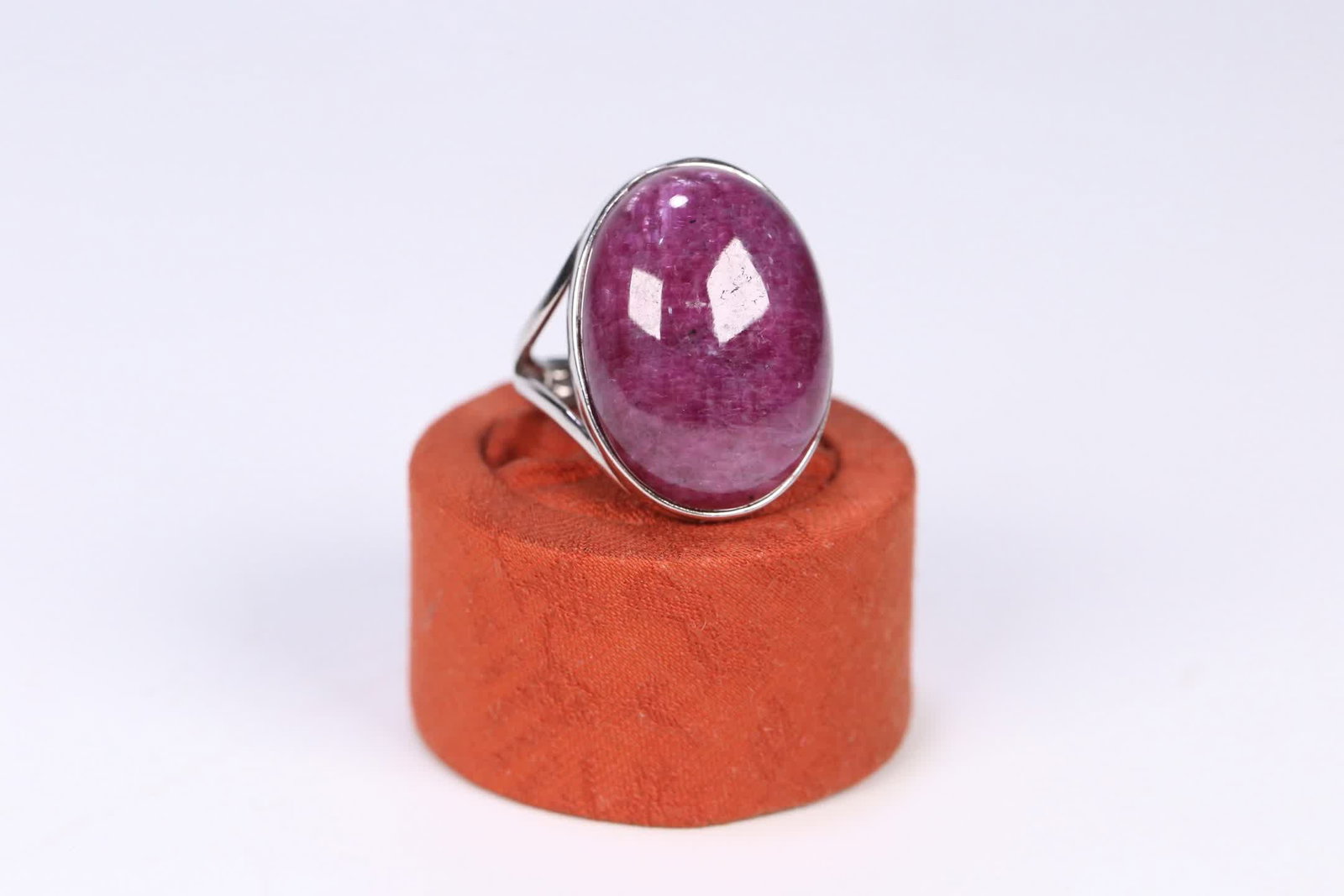A Qing Dynasty ruby silver-plated ring - 2