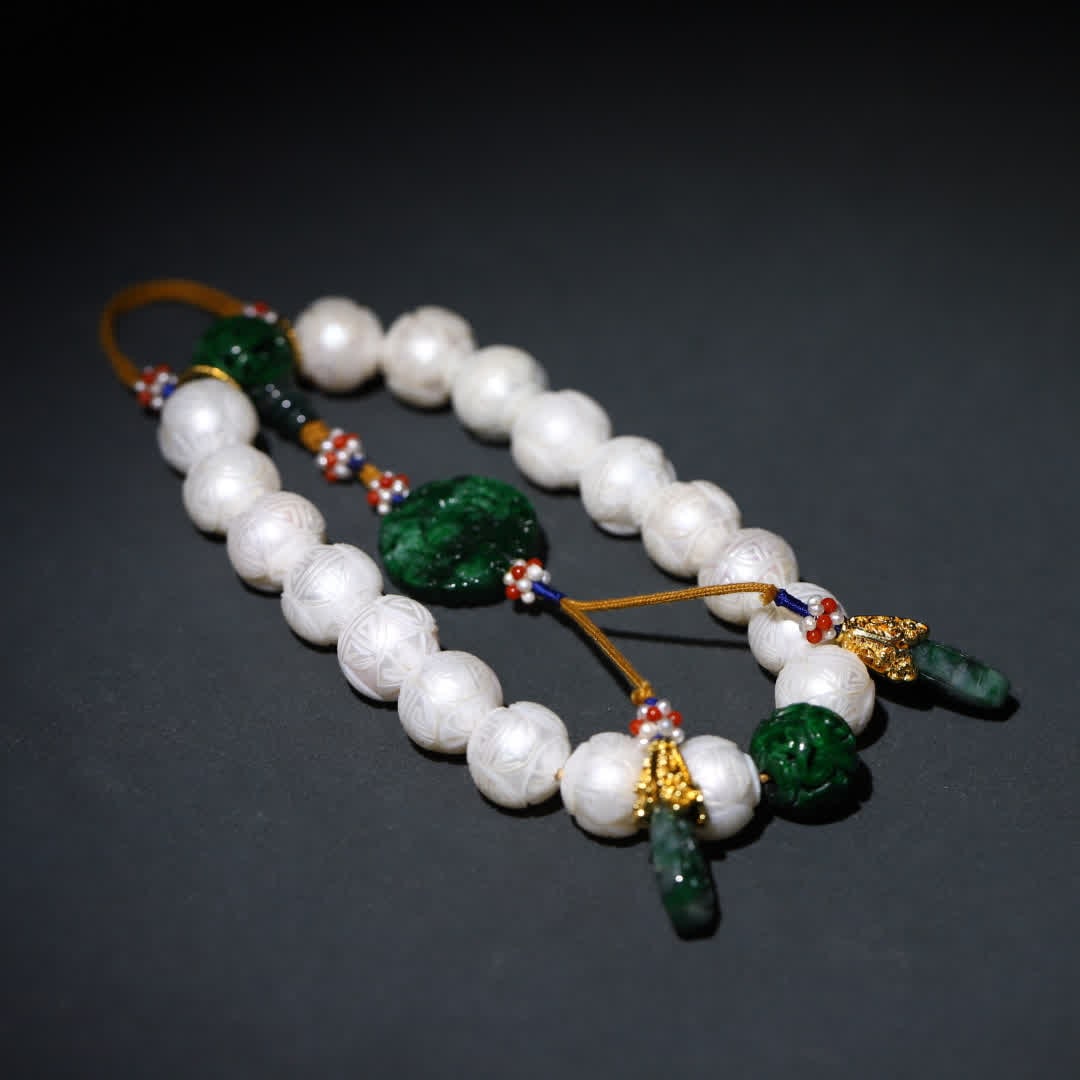 One piece: Qing Dynasty round longevity patterned pearl paired with jadeite Eighteen Zi Held in Hand (1 of 9)
