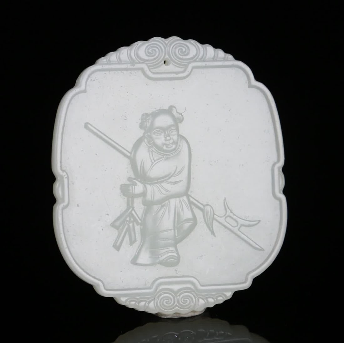 A Qing Dynasty Hetian jade Jiqing Youyu plaque: Qing dynasty Hetian jade Jiqing has a Yu plaque SIZE: 5.8x5x0.5cm ??W:32.4g (The Dimensions Of All Batches Are Manually Measured.If You Need More Detailed Information, Please Contact Our Customer Serv