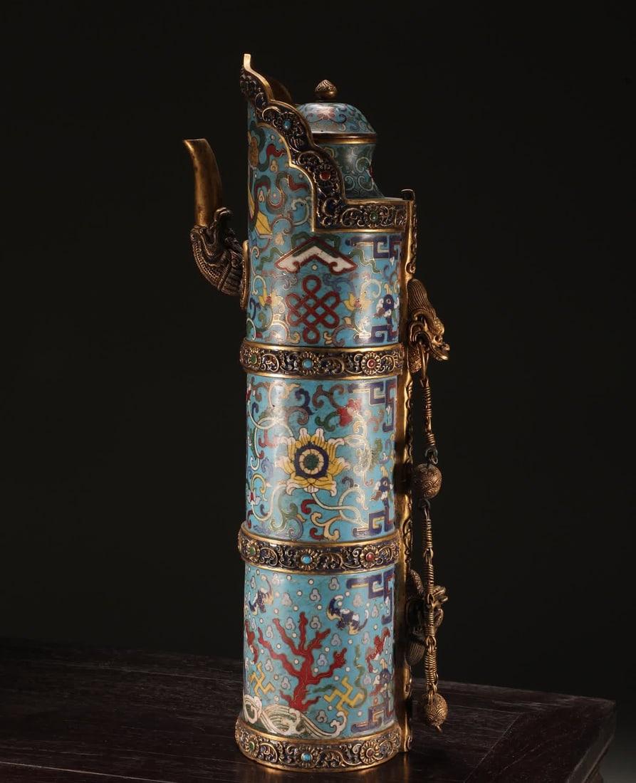 A Qing Dynasty copper-bodied cloisonne cloisonne enamel Duomu teapot (1 of 9)