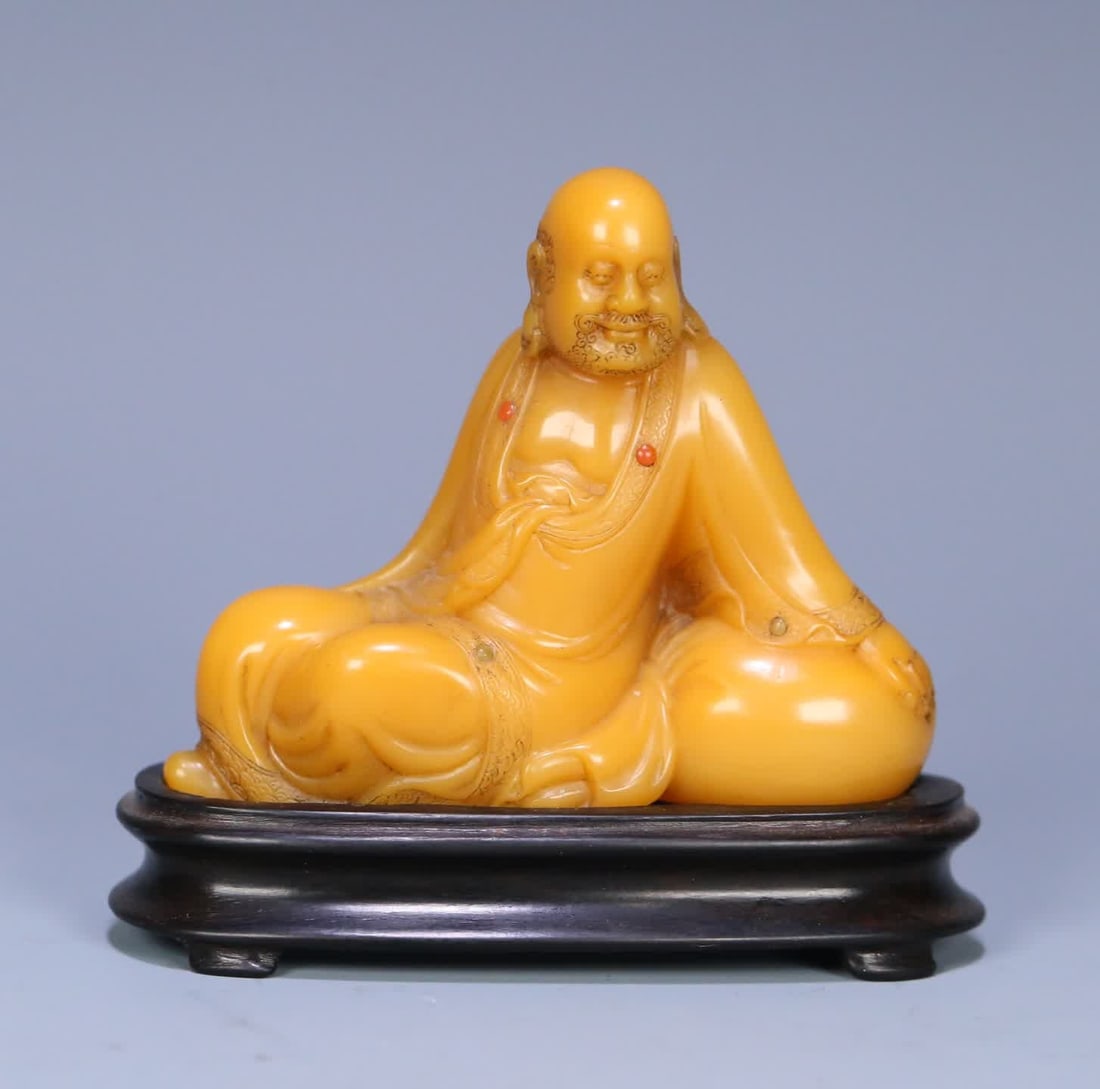 A late Qing Dynasty Tianhuang stone Arhat ornament: Late Qing Dynasty Tianhuang Stone Arhat Ornament SIZE: Size 6.6x2.4x5.4cm W: 75.2g (The Dimensions Of All Batches Are Manually Measured.If You Need More Detailed Information, Please Contact Our Custom