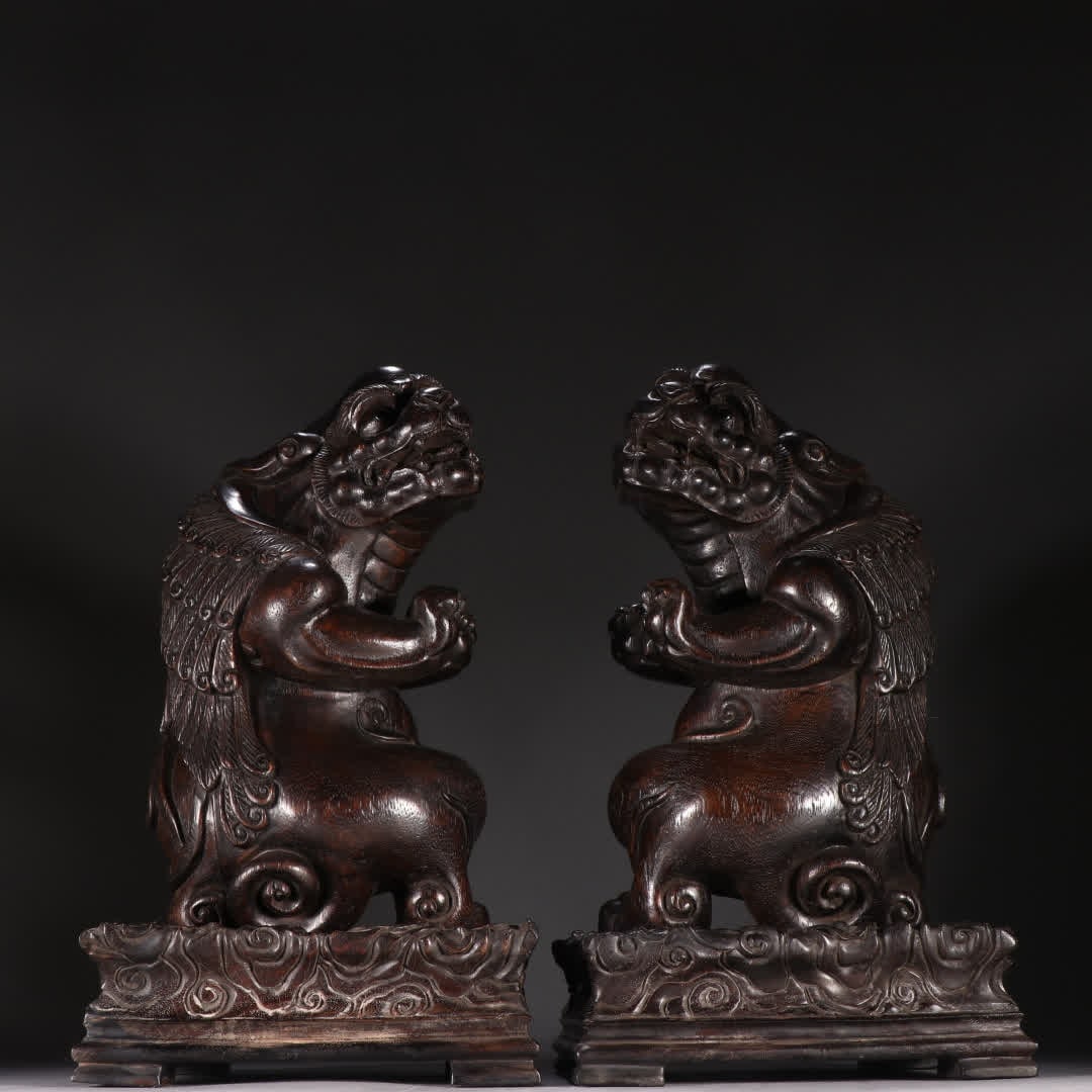 One pair: Qingchen Incense Auspicious Beast Ornaments (1 of 9)