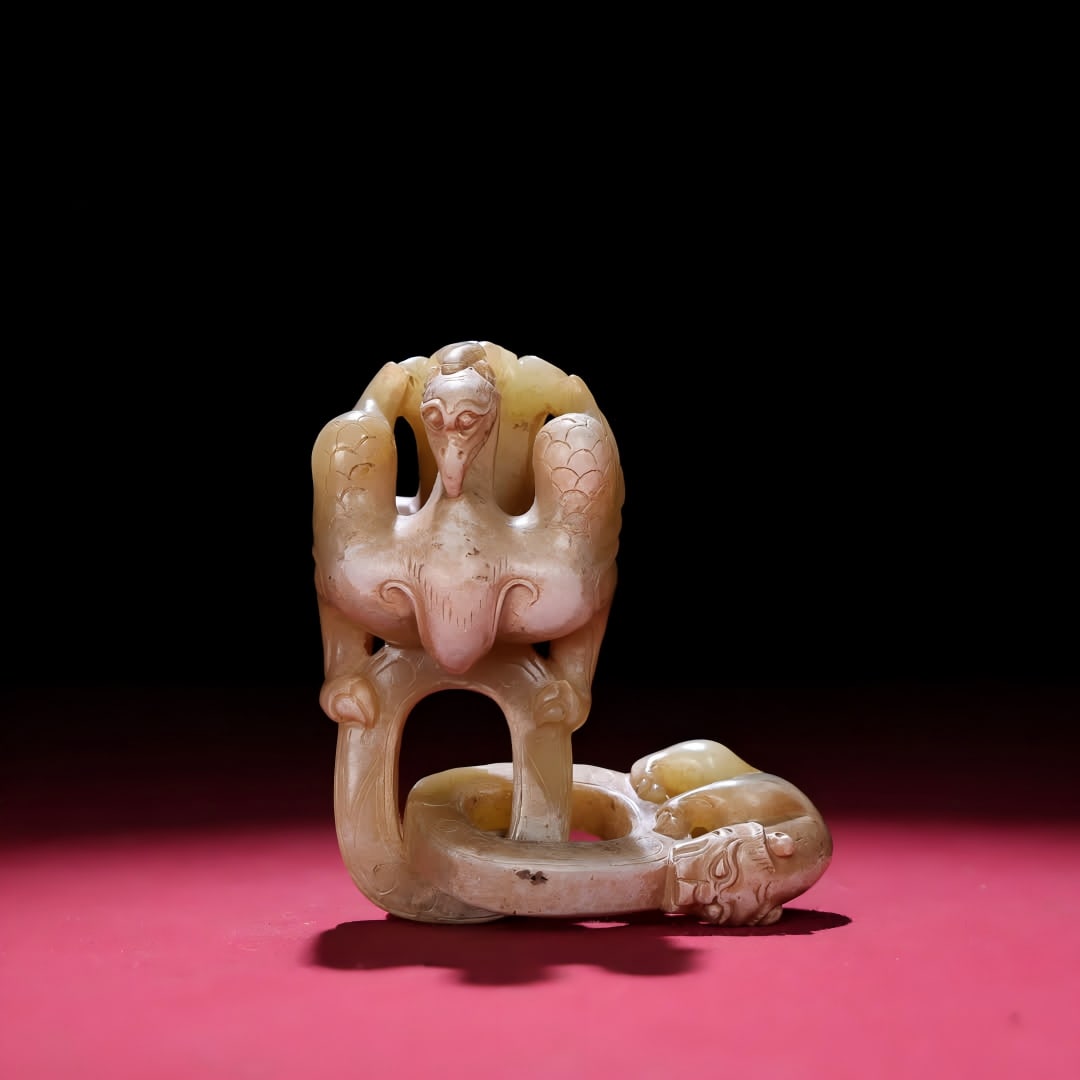 One piece: Han Dynasty jade handle: Han dynasty jade handles SIZE: 117x42X36mm W:125g (The Dimensions Of All Batches Are Manually Measured.If You Need More Detailed Information, Please Contact Our Customer Service Before Bidding.)