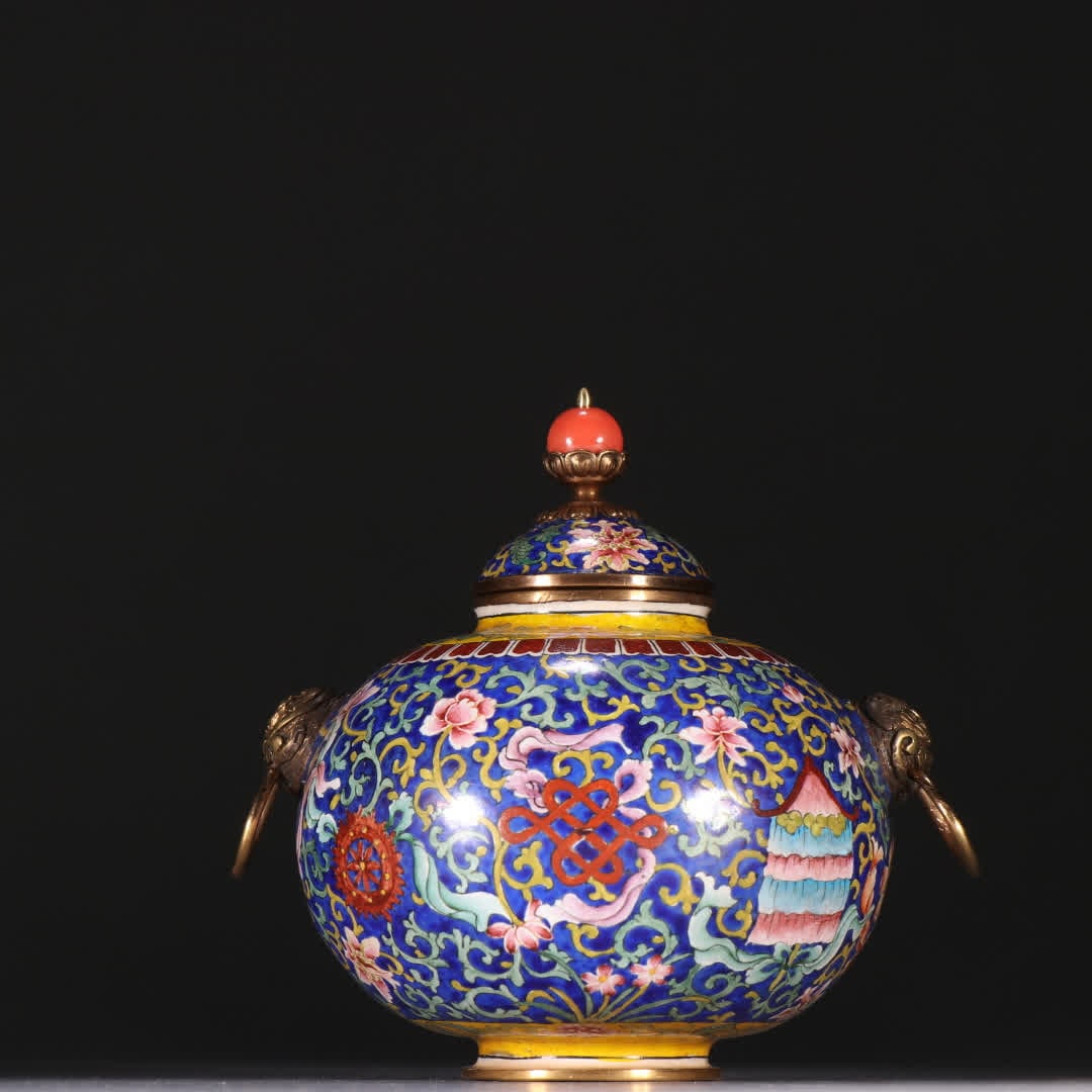 A Qing dynasty bronze jar with gilded enamel and eight-treasure pattern: Qing Dynasty bronze jar with gilded painted enamel and eight-treasure pattern SIZE: H:9.8cm W:8.8cm W:295.7g (The Dimensions Of All Batches Are Manually Measured.If You Need More Detailed Information,