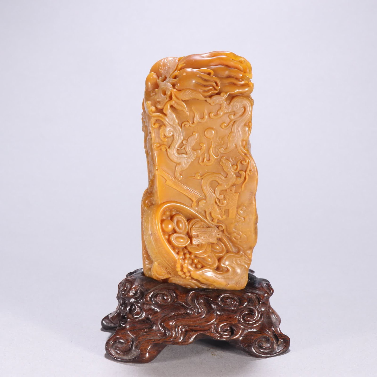 A Qingtian Huangshi Chi Long Treasure Ornament (1 of 9)