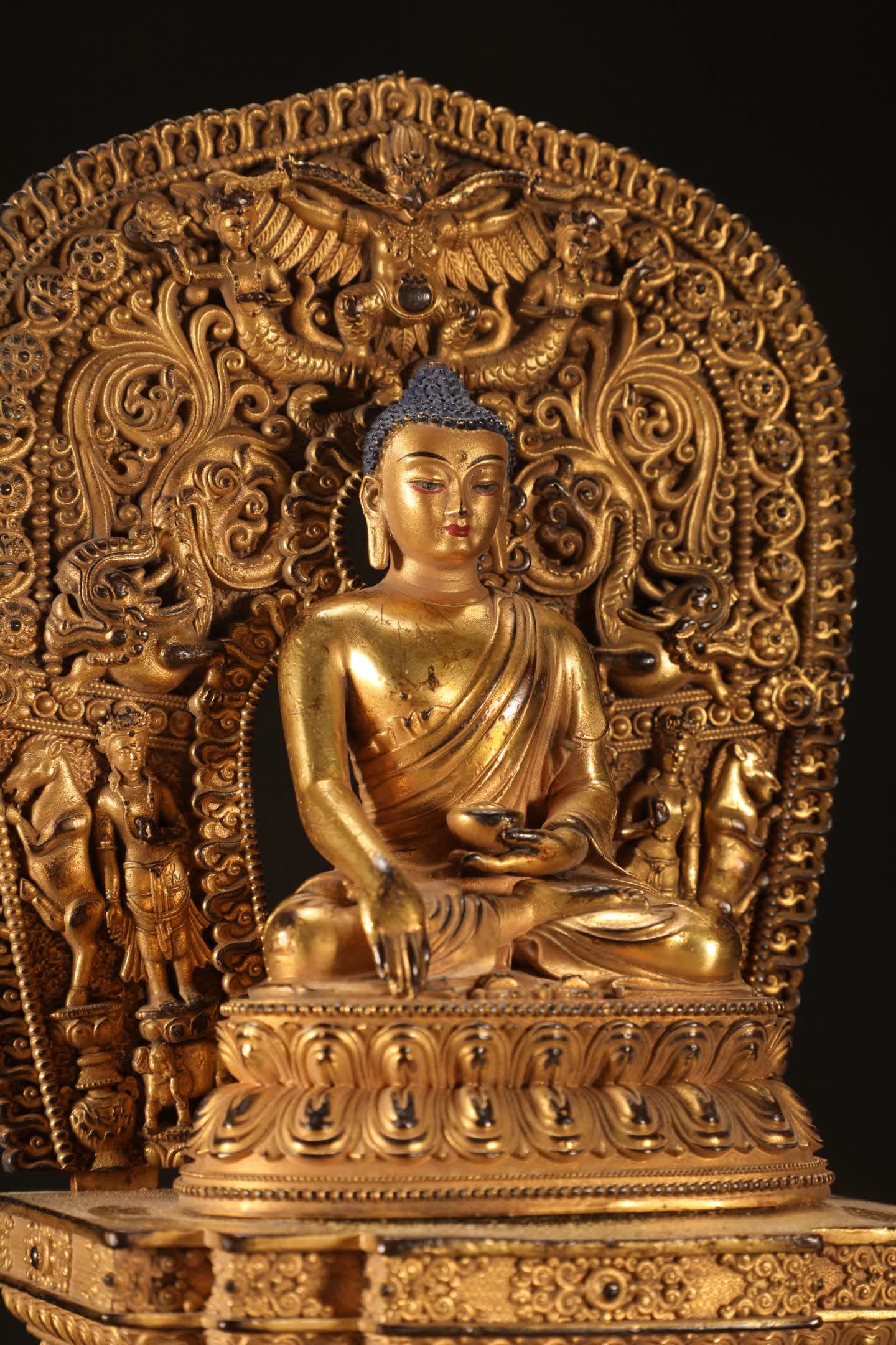 A set of gilded bronze statues of the Third Buddha from the Ming Dynasty - 5