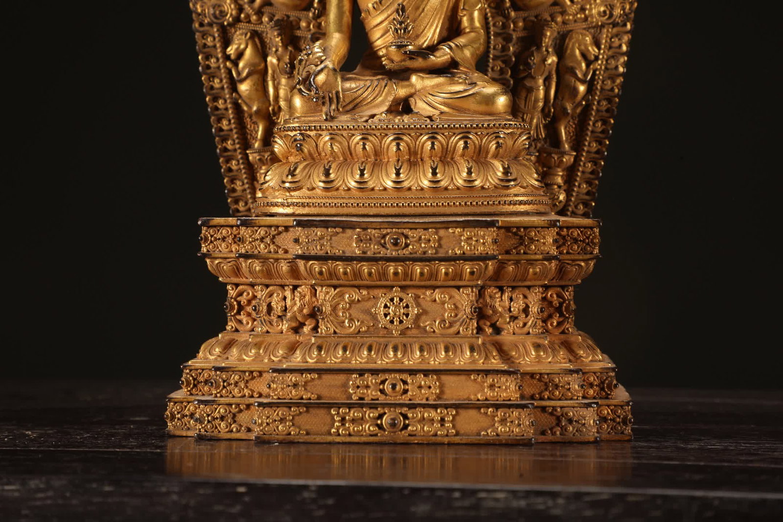 A set of gilded bronze statues of the Third Buddha from the Ming Dynasty - 6