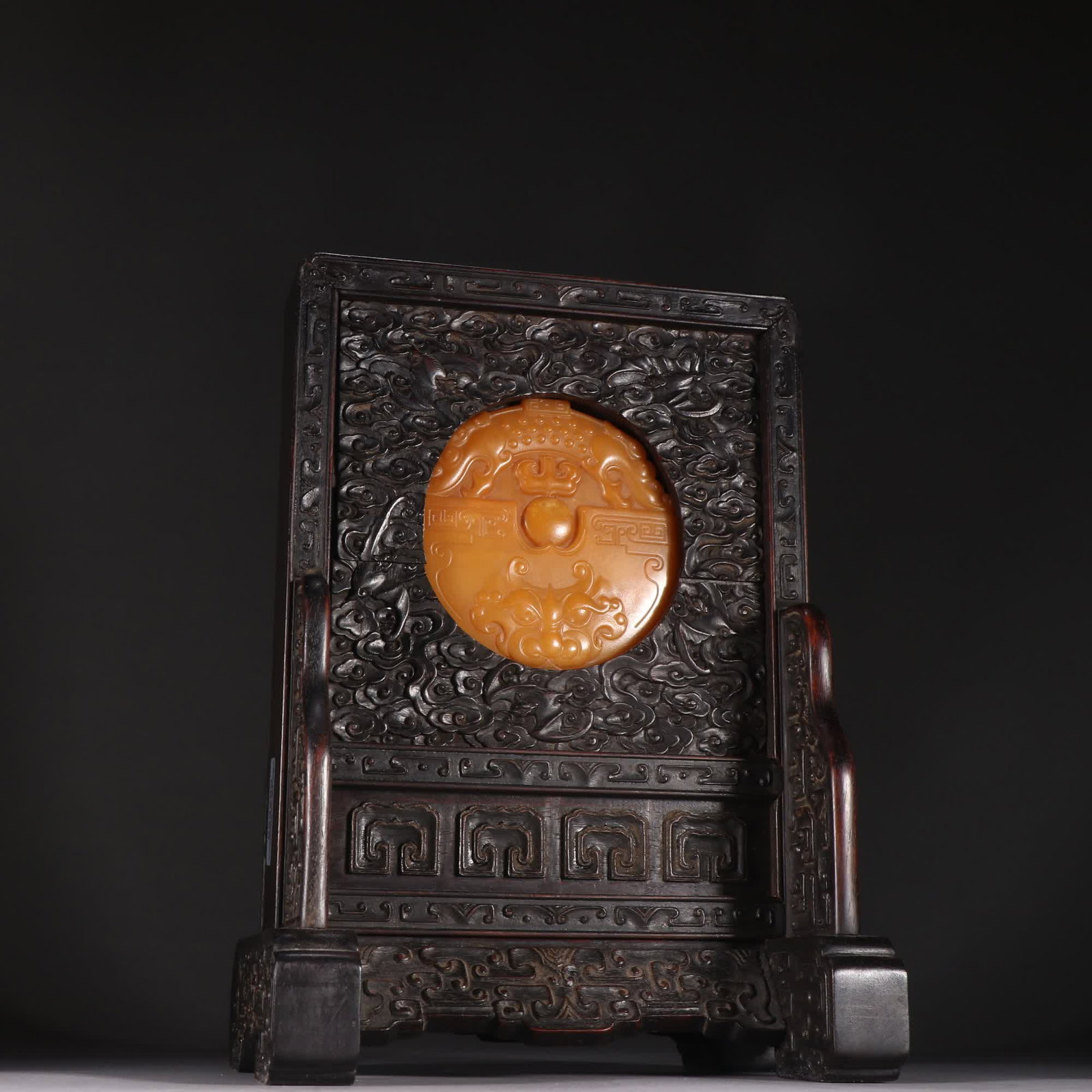 A Qing Dynasty rosewood inlaid yellow stone with beast face pattern inserted screen: Qing Dynasty Zitan inlaid yellow stone with beast face pattern insert screen SIZE: L:23cm W:16.2cm W:1070g (The Dimensions Of All Batches Are Manually Measured.If You Need More Detailed Information,