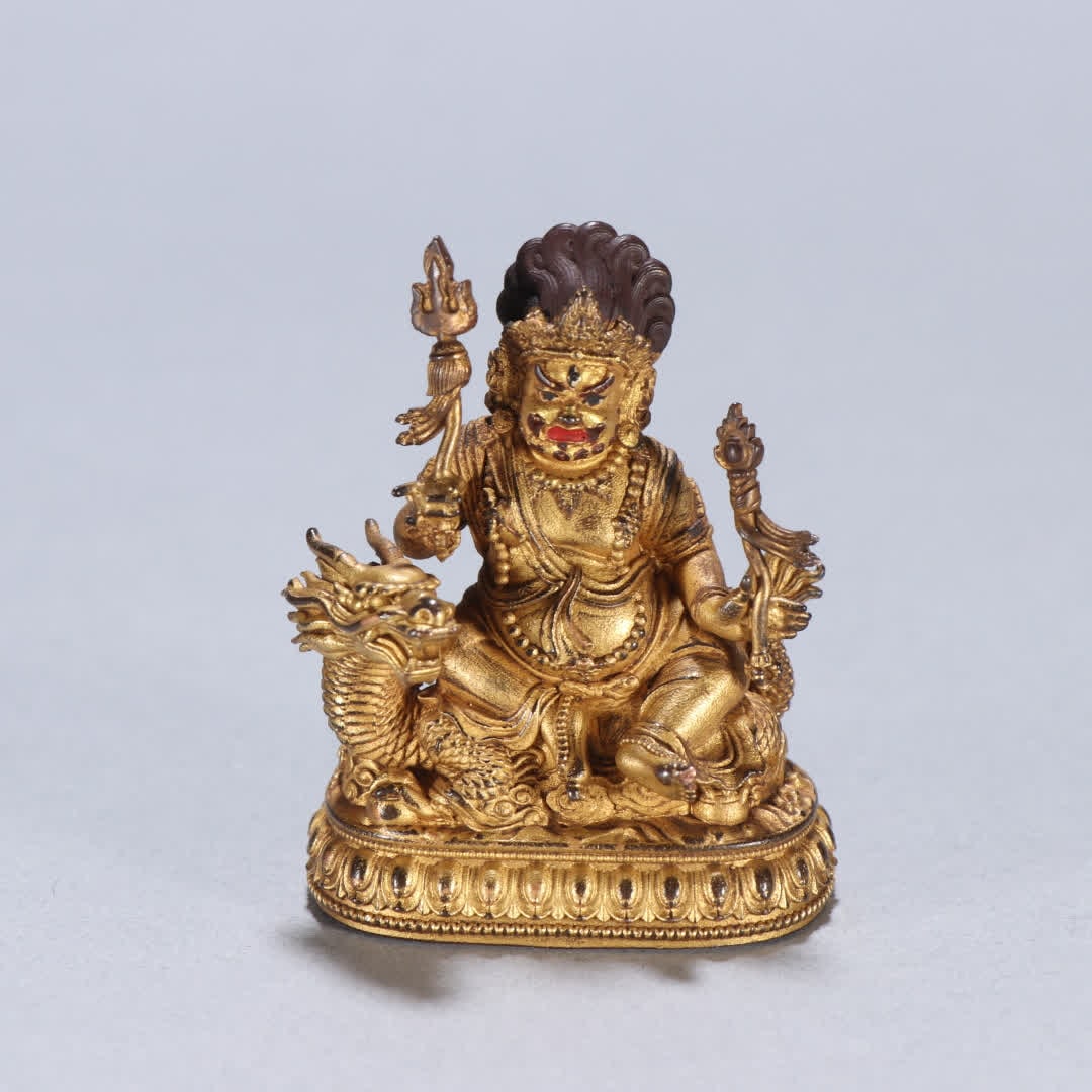 A Qing dynasty bronze gilded white statue of the God of Wealth: Qing Dynasty, bronze gilt and white statue of the God of Wealth SIZE: H:5.7cm W:4.2cm W:77.2g (The Dimensions Of All Batches Are Manually Measured.If You Need More Detailed Information, Please Contact