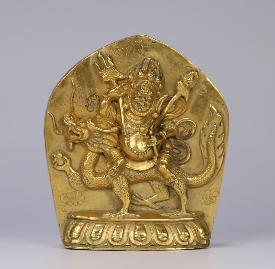 A bronze gilt statue of the God of Wealth from Qing Dynasty Tibetan Buddhism: Qing Dynasty Tibetan Buddhist bronze gilt statue of the God of Wealth SIZE: 8.8x7.7x3.2cm W:792g (The Dimensions Of All Batches Are Manually Measured.If You Need More Detailed Information, Please Cont