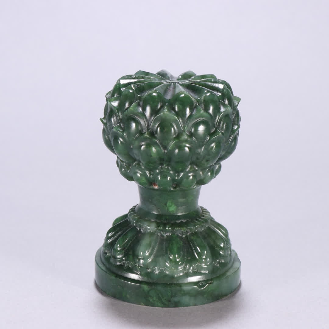 A Qing dynasty jade lotus pedestal and precious lotus lamp: Qing Dynasty: Jade lotus platform with precious lotus lamp SIZE: H:8.2cm W:6cm W:405g (The Dimensions Of All Batches Are Manually Measured.If You Need More Detailed Information, Please Contact Our Cus