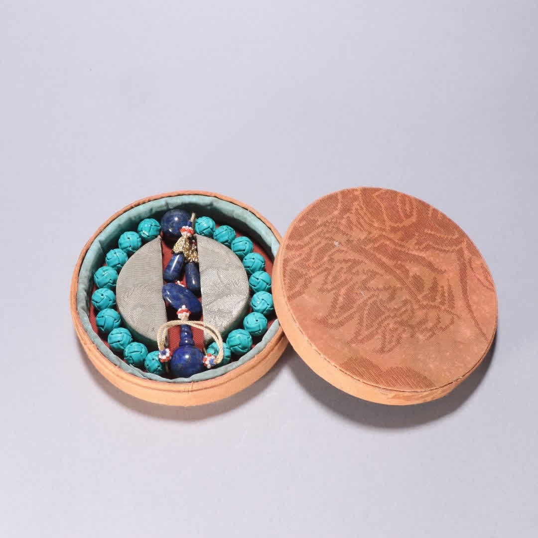 One piece held with turquoise cord knot pattern eighteen zi (1 of 9)