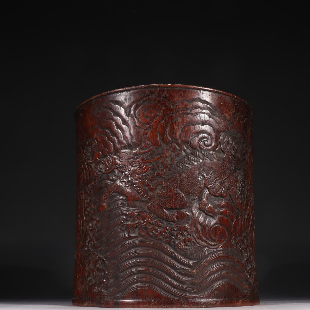 A Qinghuanghuali Qilin Moon-Gazing Brush Pot (1 of 9)