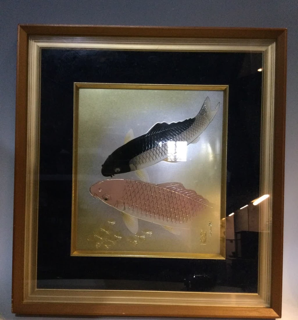 One hanging screen with Han dynasty silver and gold double fish patterns: Han dynasty silver silver and gold double fish pattern hanging screen SIZE: Overall 44x41cm, Core 26x?x 23cm (The Dimensions Of All Batches Are Manually Measured.If You Need More Detailed Information,