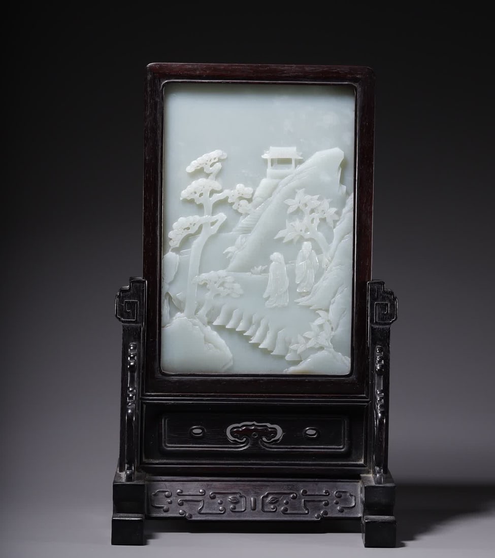 A Qing Dynasty Hetian jade character poetry and prose interspersed: Featured in Qing Dynasty Hetian jade poetry and prose SIZE: 33x18.5cm Jade Screen 13.2x20cm W: 1243.7g (The Dimensions Of All Batches Are Manually Measured.If You Need More Detailed Information, Pleas