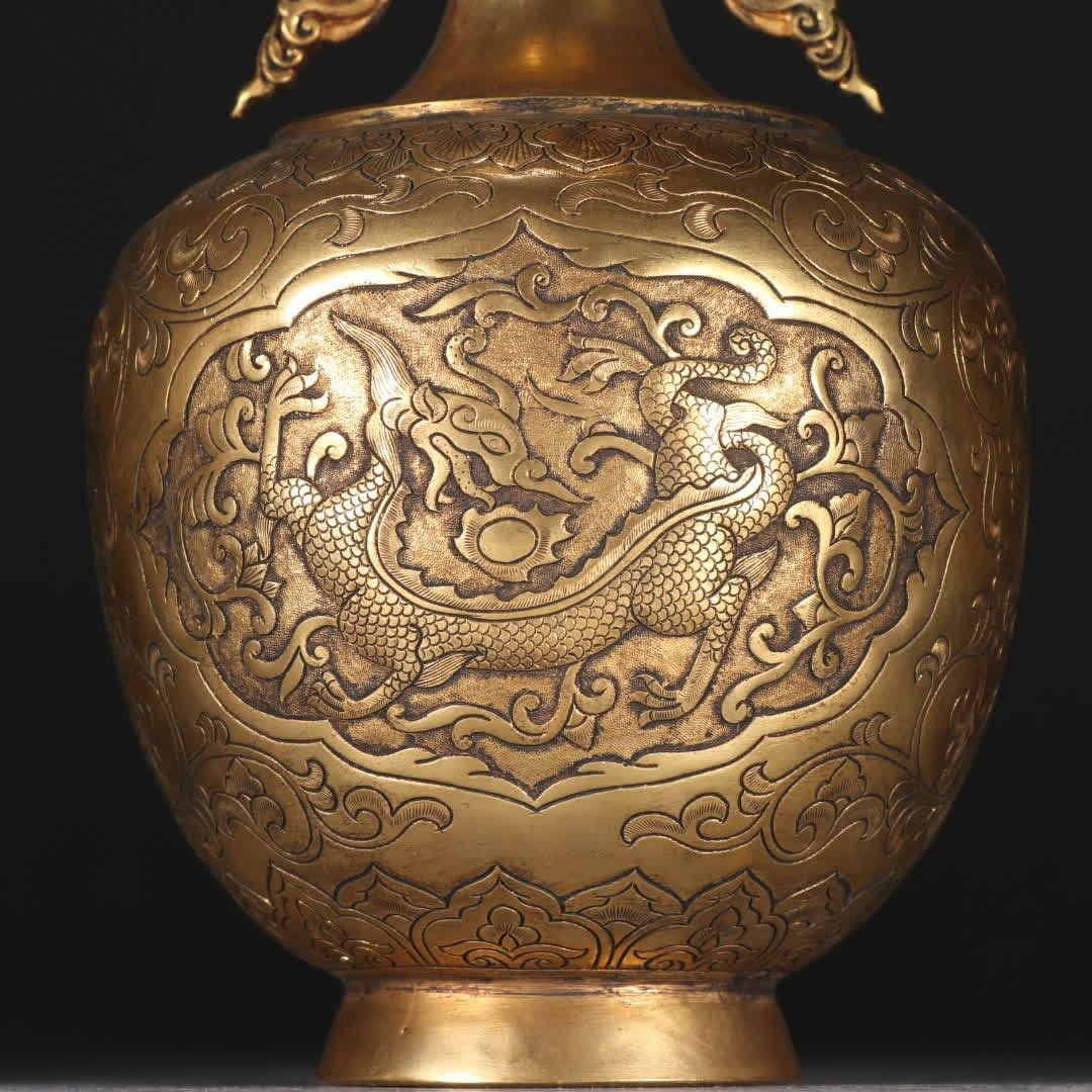A copper gilded window dragon pattern vase - 2