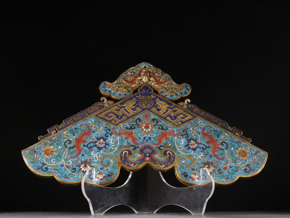 A Qing Dynasty bronze gilt cloisonne with entwined lotus branches: Qing Dynasty gilt bronze cloisonne with entwined lotus branches SIZE: W:23.5x36.7cm W:3233.4g (The Dimensions Of All Batches Are Manually Measured.If You Need More Detailed Information, Please Contact