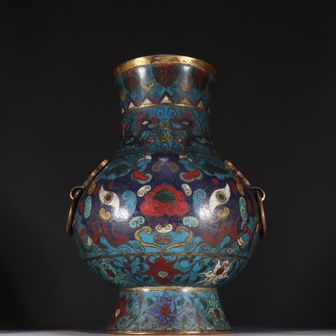 A Qing Dynasty copper gilt cloisonne with beast-face motif double handles holding rings: Qing Dynasty bronze gilt cloisonne beast-face pattern double-handled ring-holding vase SIZE: H:27.5cm W:20cm W:2122g (The Dimensions Of All Batches Are Manually Measured.If You Need More Detailed Info