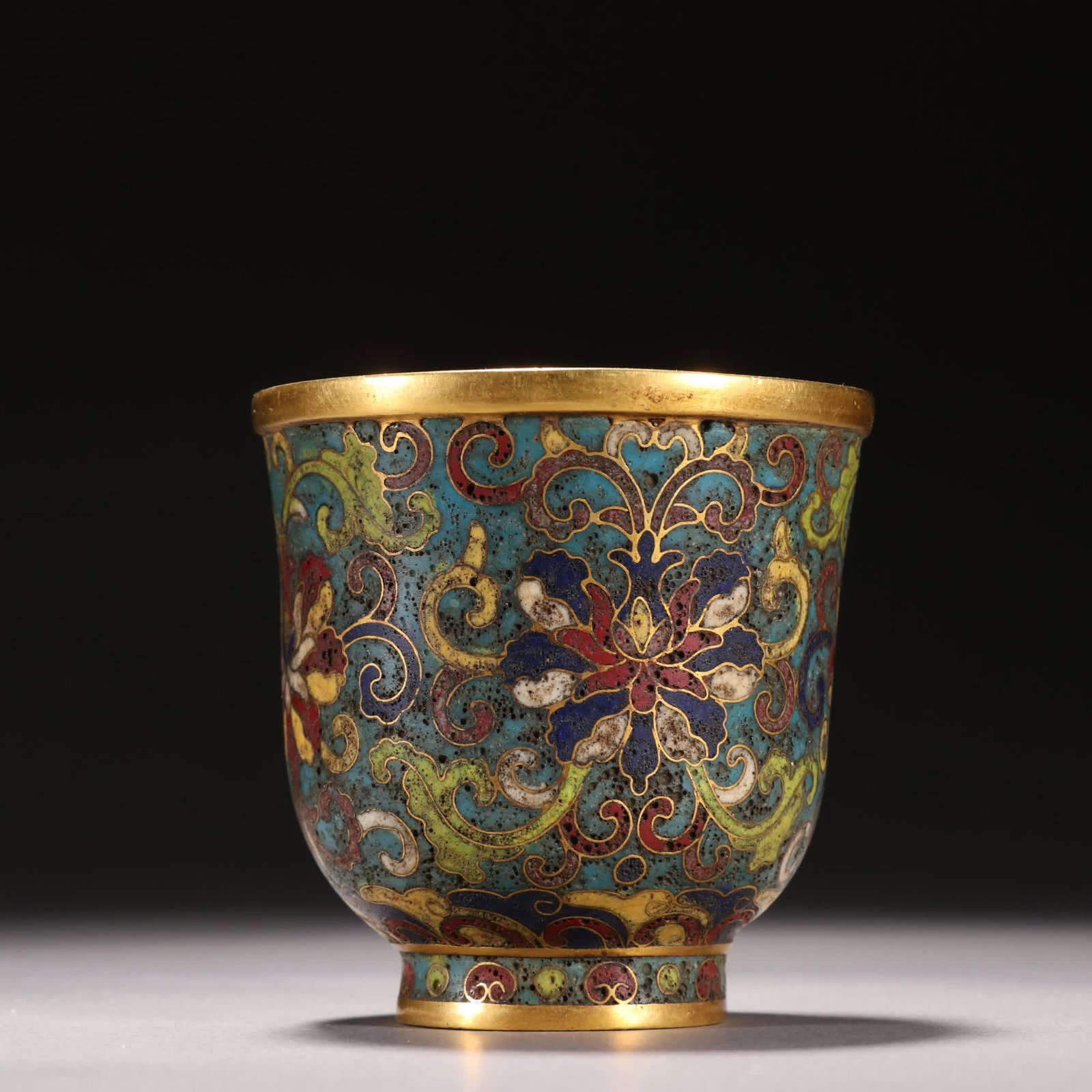 One Qing Dynasty: Copper gilt cloisonne patterned wine cup - 3