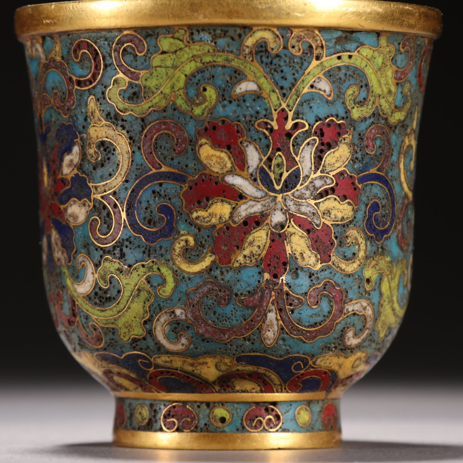 One Qing Dynasty: Copper gilt cloisonne patterned wine cup - 6