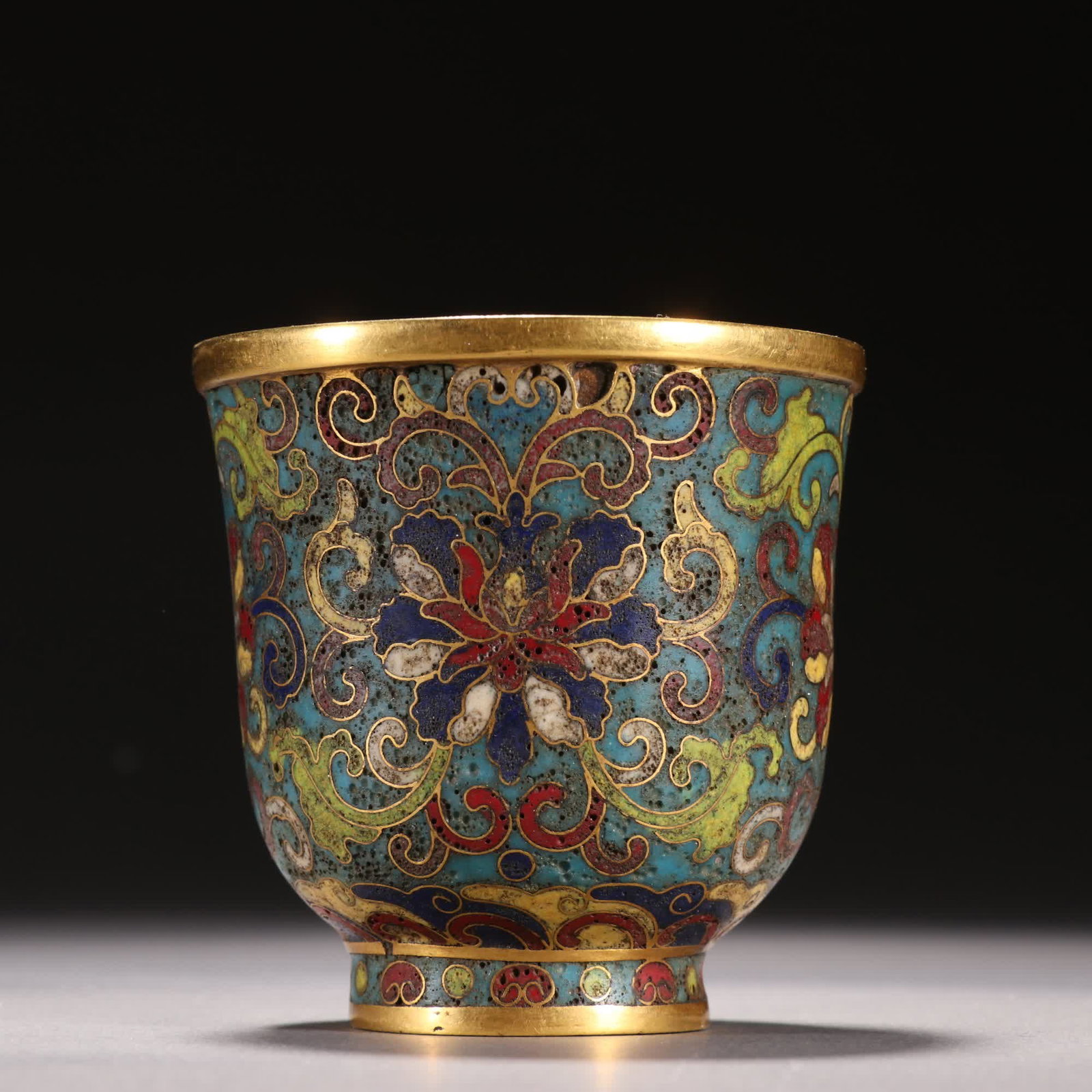 One Qing Dynasty: Copper gilt cloisonne patterned wine cup - 7