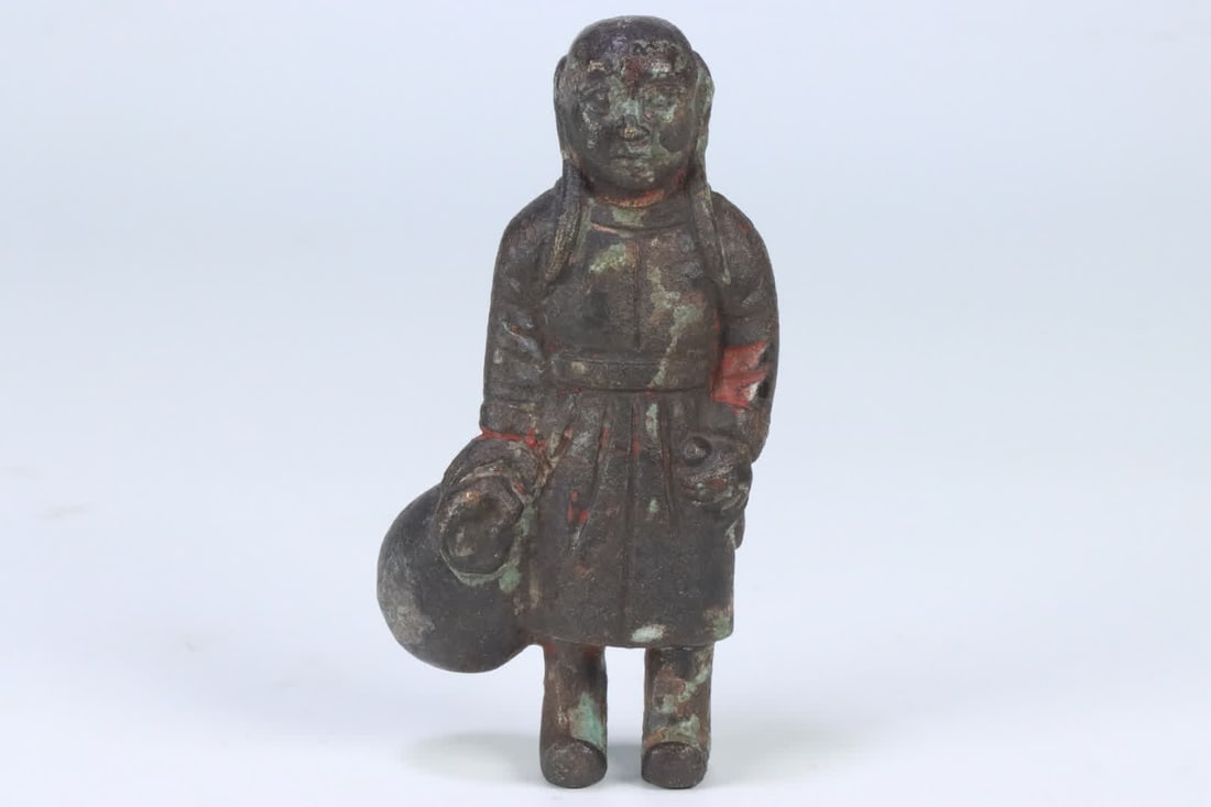 A standing iron figure from the Liao Dynasty: Liao Dynasty Iron Figure Statue SIZE: 11x5.2x2.7cm W:464g (The Dimensions Of All Batches Are Manually Measured.If You Need More Detailed Information, Please Contact Our Customer Service Before Bidding