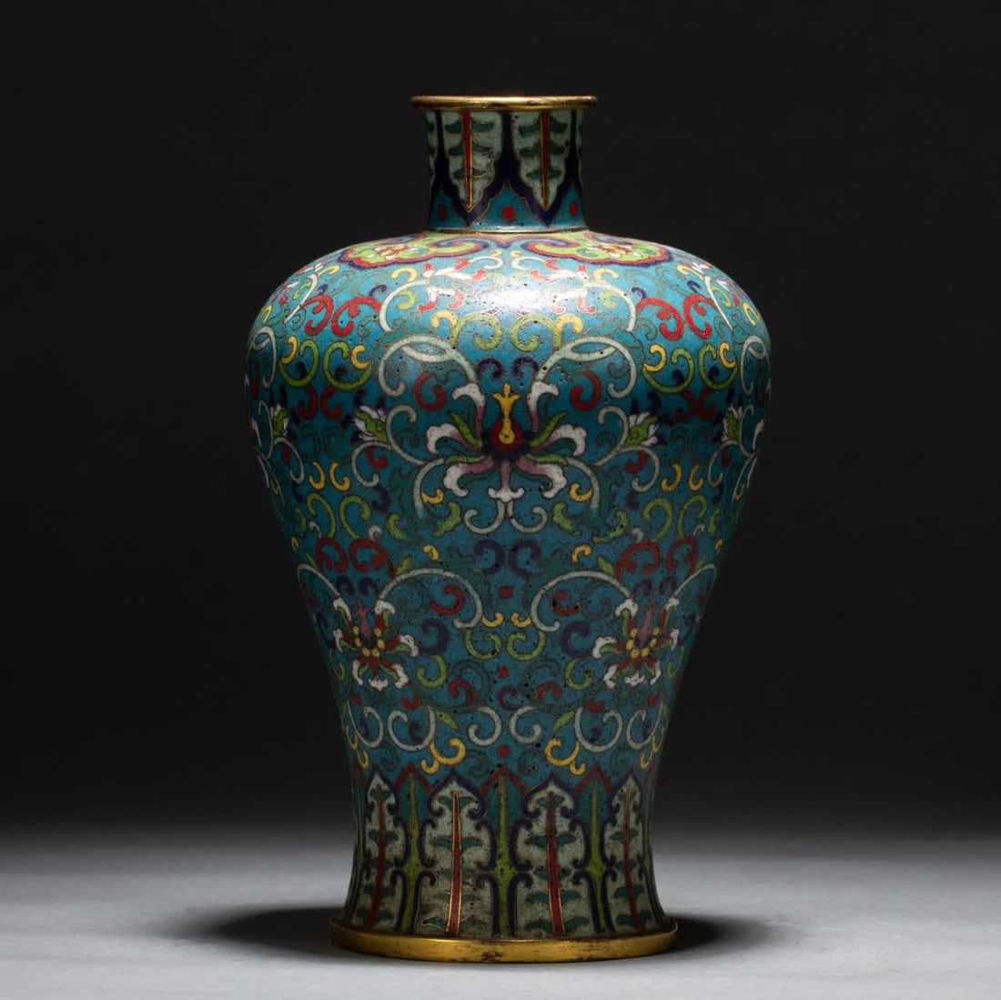 A Qing Dynasty cloisonne vase with floral patterns (1 of 9)