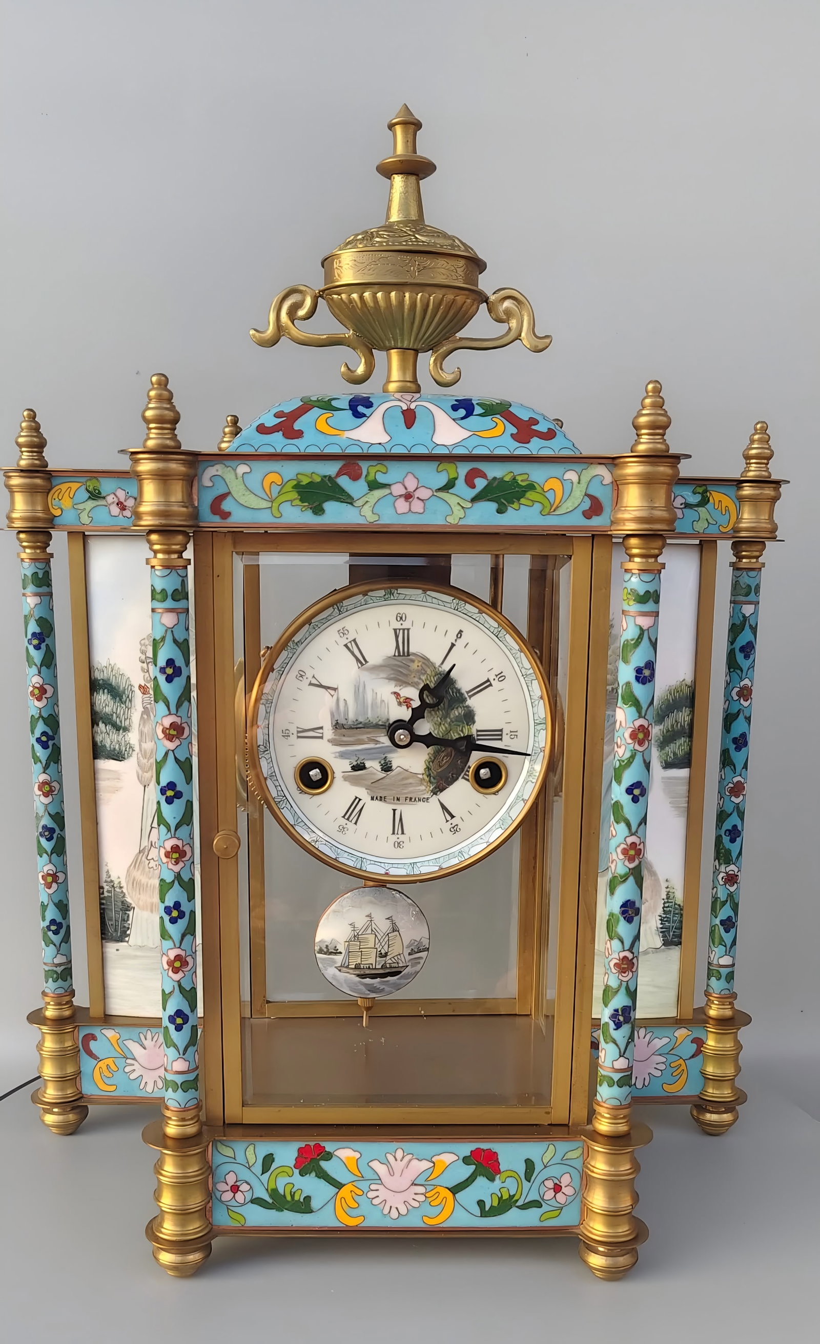 A late Qing dynasty cloisonne gilt mechanical mantel clock: Late Qing cloisonne gilt mechanical mantel clock SIZE: 47x38x16cm (The Dimensions Of All Batches Are Manually Measured.If You Need More Detailed Information, Please Contact Our Customer Service Before