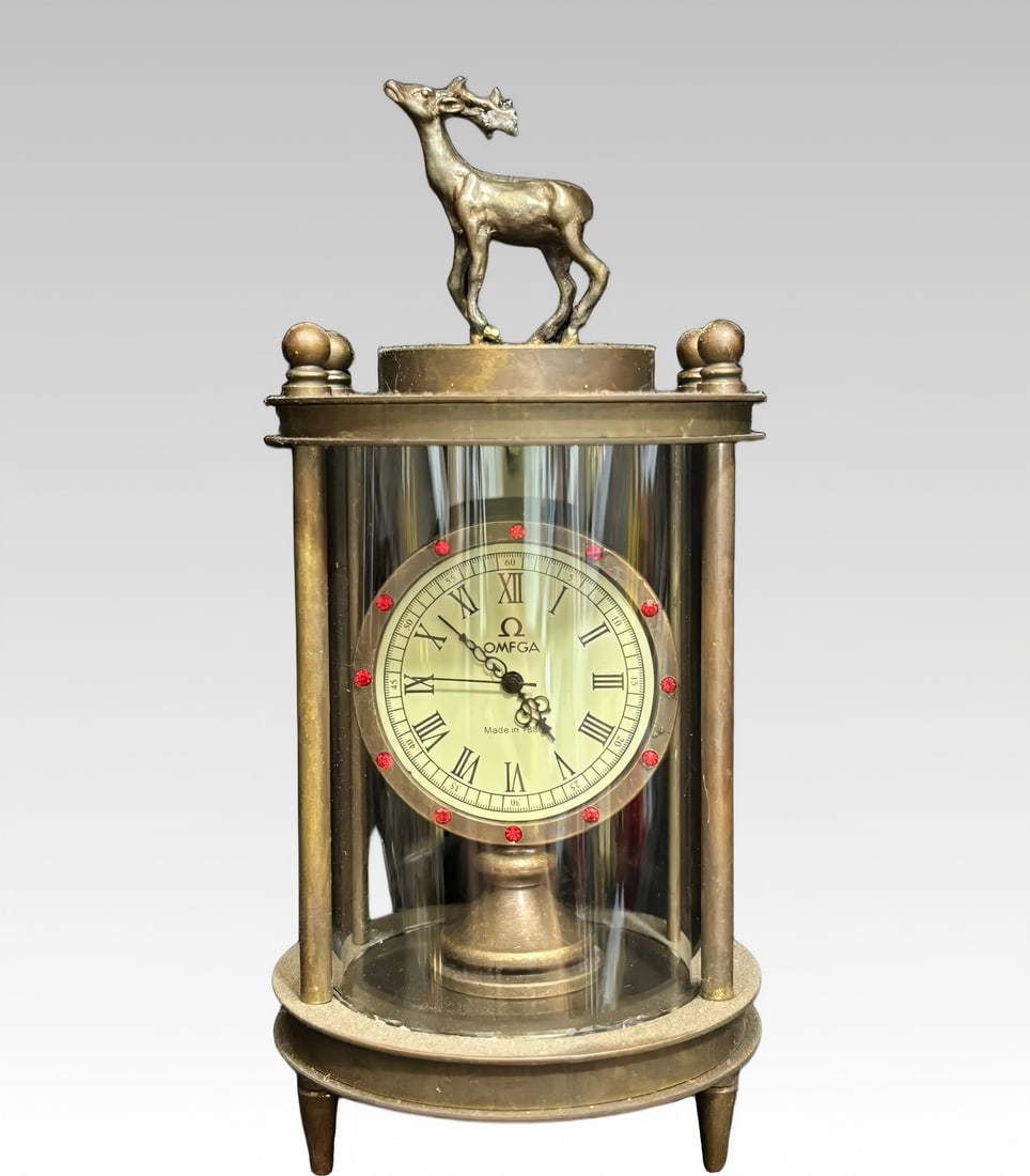 A late Qing dynasty bronze mantel clock: Late Qing dynasty bronze seat bell SIZE: D: approx. 6cm L: approx. 13cm (The Dimensions Of All Batches Are Manually Measured.If You Need More Detailed Information, Please Contact Our Customer Service 