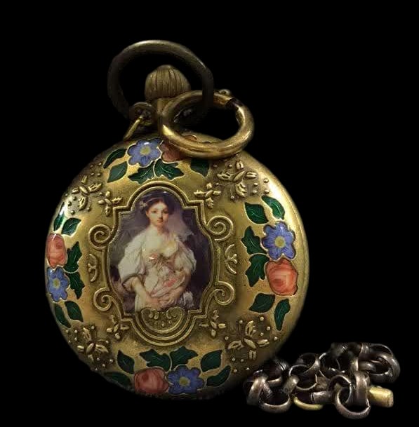 A late Qing dynasty enamel pocket watch featuring Western figures: Late Qing enamel Western figure pocket watch SIZE: D:5cm (The Dimensions Of All Batches Are Manually Measured.If You Need More Detailed Information, Please Contact Our Customer Service Before Bidding.