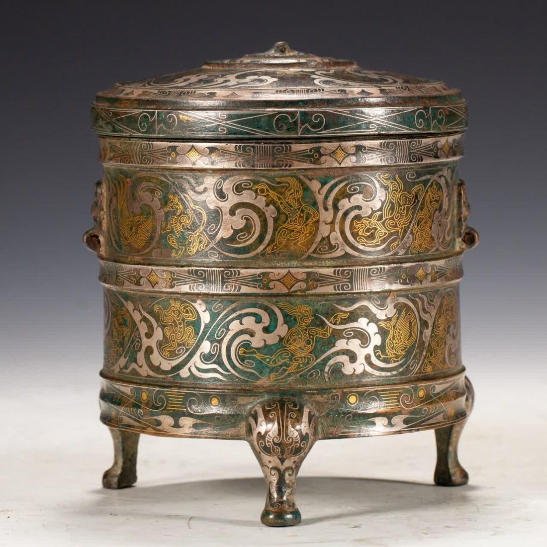 One Han Dynasty inlaid gold and silver jar: Han dynasty gold and silver jars inlaid with gold SIZE: L:13cm W:13cm H:15cm W: (The Dimensions Of All Batches Are Manually Measured.If You Need More Detailed Information, Please Contact Our Customer 