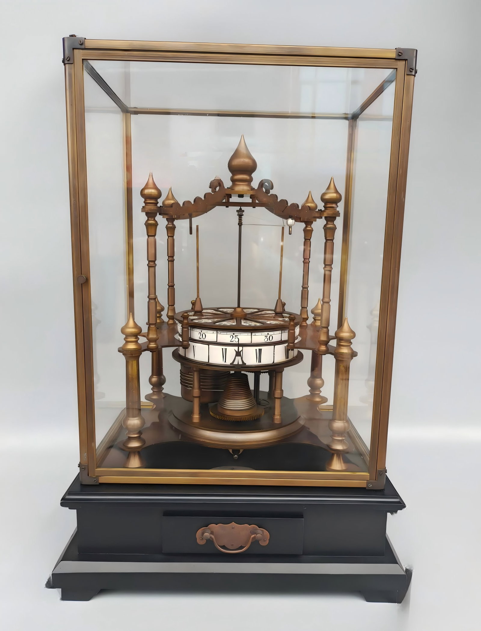 A late Qing dynasty porcelain coiled ball bronze bell: A late Qing porcelain coiled round bronze bell SIZE: 52x34x27cm (The Dimensions Of All Batches Are Manually Measured.If You Need More Detailed Information, Please Contact Our Customer Service Before B